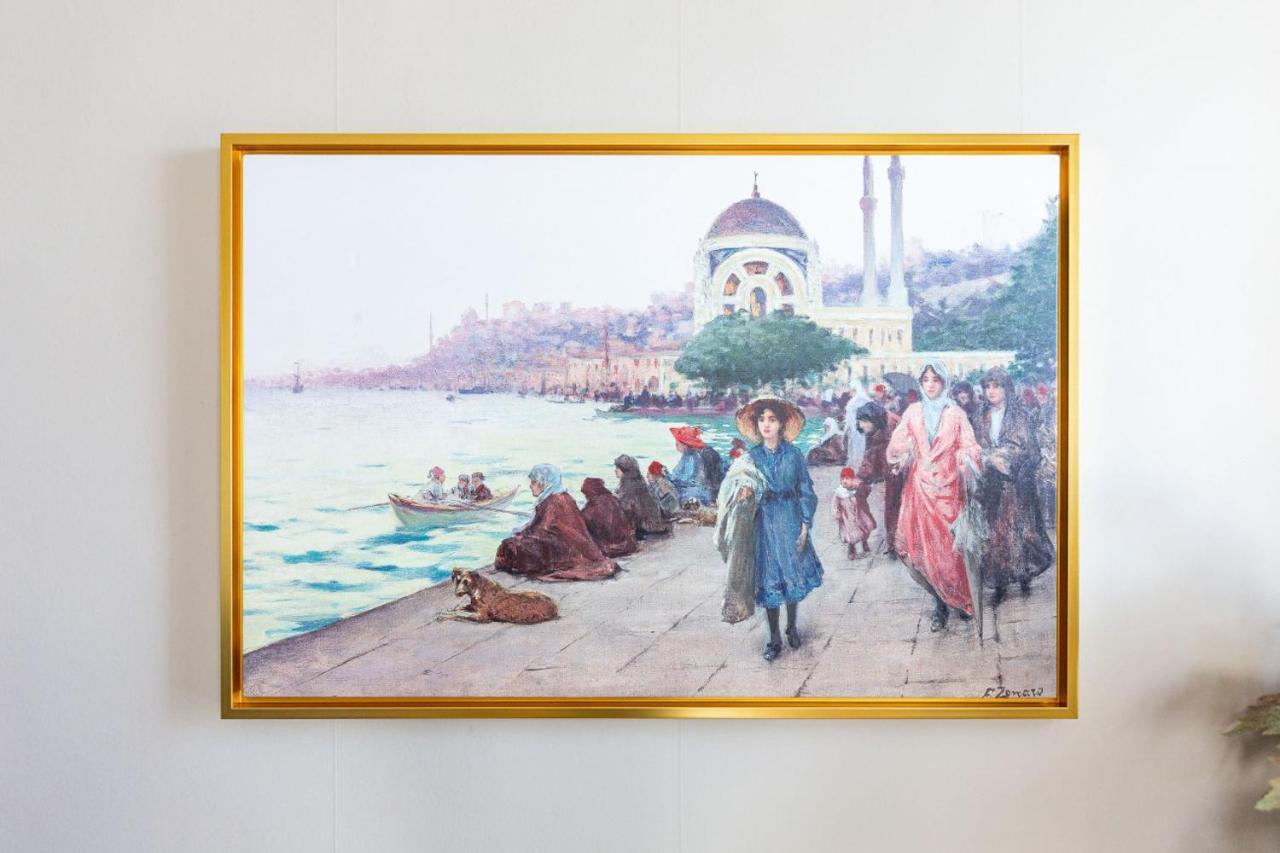 Historical Flat With A Lovely Sea View In Beyoglu Istanbul Exterior photo